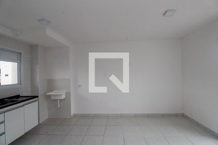 Sala/Cozinha de apartamento para alugar com 1 quarto, 28m² em Vila Alpina, São Paulo