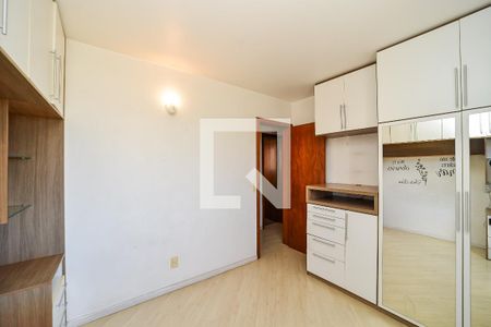 Quarto 1 de apartamento para alugar com 3 quartos, 70m² em Sarandi, Porto Alegre