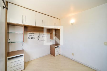 Quarto 1 de apartamento para alugar com 3 quartos, 70m² em Sarandi, Porto Alegre