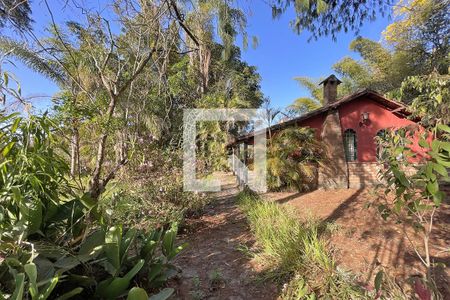 Casa à venda com 130m², 2 quartos e 5 vagas Casa à venda com 130m², 2 quartos e 5 vagasÁrea Externa