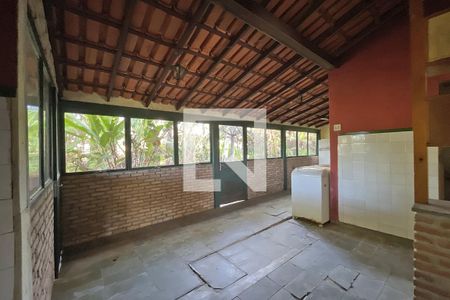 Casa à venda com 130m², 2 quartos e 5 vagas Casa à venda com 130m², 2 quartos e 5 vagasÁrea de Serviço