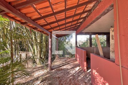 Casa à venda com 130m², 2 quartos e 5 vagas Casa à venda com 130m², 2 quartos e 5 vagasVaranda da Sala