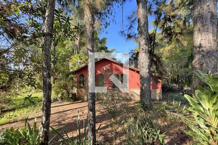 Casa à venda com 130m², 2 quartos e 5 vagas Casa à venda com 130m², 2 quartos e 5 vagasÁrea Externa