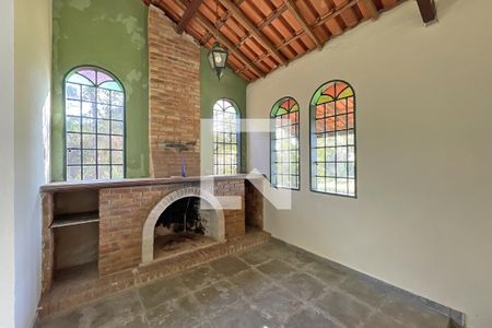 Casa à venda com 130m², 2 quartos e 5 vagas Casa à venda com 130m², 2 quartos e 5 vagasSala