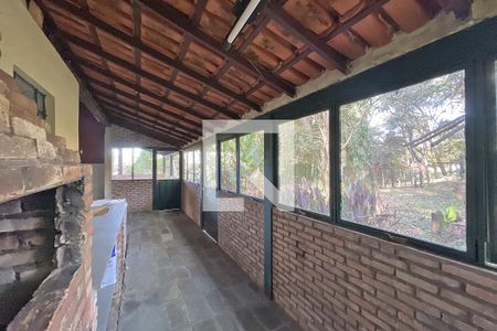 Casa à venda com 130m², 2 quartos e 5 vagas Casa à venda com 130m², 2 quartos e 5 vagasChurrasqueira