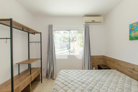 Quarto 1 de apartamento para alugar com 2 quartos, 70m² em Ingleses do Rio Vermelho, Florianópolis