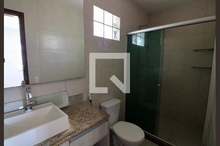 Banheiro da Suíte  de casa de condomínio para alugar com 3 quartos, 100m² em Recreio dos Bandeirantes, Rio de Janeiro