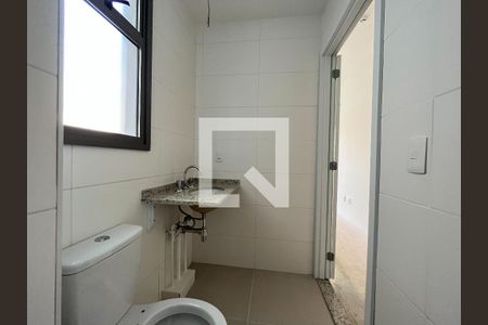 Banheiro  de apartamento à venda com 1 quarto, 30m² em Vila Guarani (z Sul), São Paulo