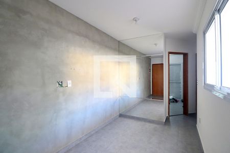 Sala de apartamento para alugar com 2 quartos, 45m² em Jardim Utinga, Santo André