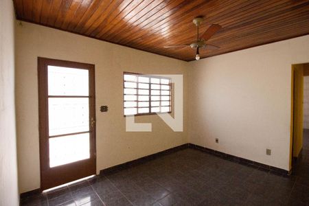 Sala de casa para alugar com 1 quarto, 70m² em Vila Maria Rosa, Ferraz de Vasconcelos