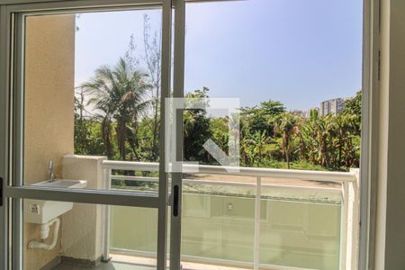 Varanda e Área de Serviço de apartamento à venda com 1 quarto, 35m² em Recreio dos Bandeirantes, Rio de Janeiro