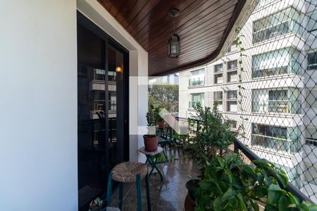 Varanda da Sala de apartamento à venda com 3 quartos, 169m² em Jardim das Bandeiras, São Paulo