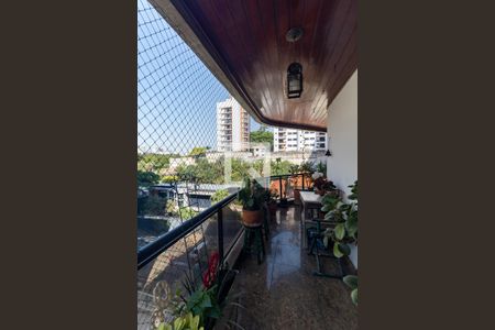 Varanda da Sala de apartamento à venda com 3 quartos, 169m² em Jardim das Bandeiras, São Paulo