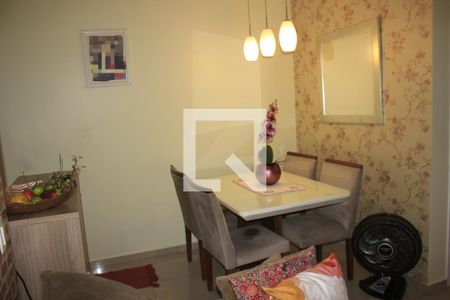 Sala de apartamento à venda com 3 quartos, 73m² em Jardim Cocaia, Guarulhos