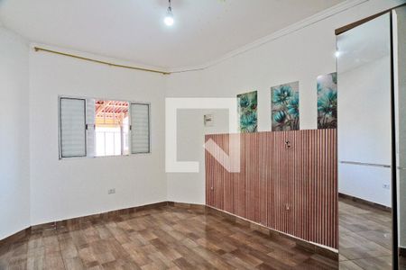 Quarto 2 de casa para alugar com 2 quartos, 70m² em Vila Carolina, São Paulo