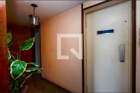 Hall de entrada de apartamento à venda com 3 quartos, 100m² em Icaraí, Niterói