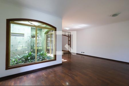Sala de casa para alugar com 3 quartos, 197m² em Vila Rosalia, Guarulhos