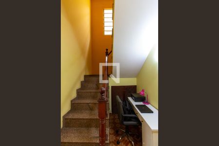 Escada de casa à venda com 2 quartos, 119m² em Cidade Patriarca, São Paulo