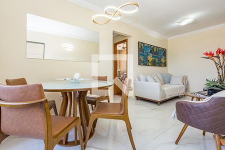 Sala de apartamento à venda com 3 quartos, 75m² em Carlos Prates, Belo Horizonte
