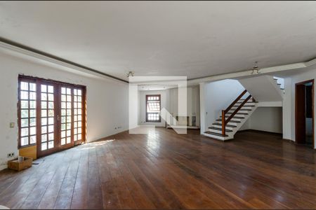 Sala de casa à venda com 5 quartos, 380m² em City América, São Paulo