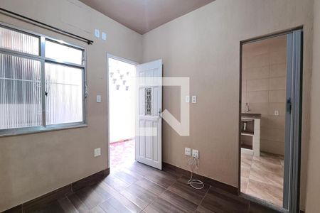 Casa à venda com 76m², 1 quarto e sem vagaSala