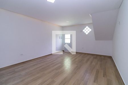 Sala de casa para alugar com 2 quartos, 85m² em Jardim Sao Roberto, São Paulo