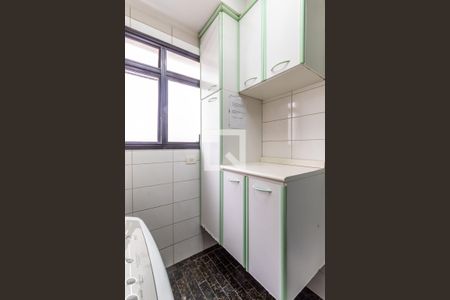 Apartamento para alugar com 73m², 2 quartos e 1 vaga Apartamento para alugar com 73m², 2 quartos e 1 vagaÁrea de Serviço