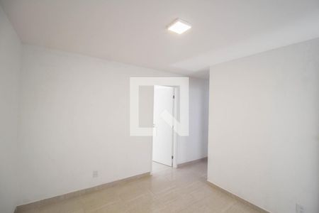 Sala de apartamento para alugar com 2 quartos, 45m² em Andrade Araujo, Belford Roxo