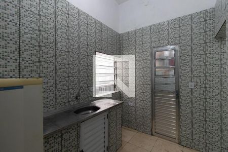 Cozinha de casa para alugar com 1 quarto, 35m² em Vila Maria Alta, São Paulo