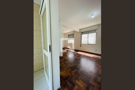 Apartamento à venda no bairro Teresópolis em Porto Alegre/RS