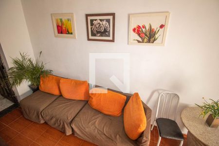 Sala de casa de condomínio à venda com 4 quartos, 131m² em Penha Circular, Rio de Janeiro