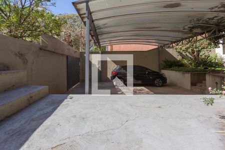 Garagem de casa à venda com 5 quartos, 228m² em Anchieta, Belo Horizonte