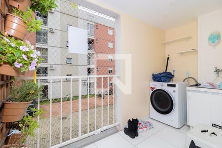 Varanda  de apartamento à venda com 2 quartos, 49m² em Fátima, Canoas
