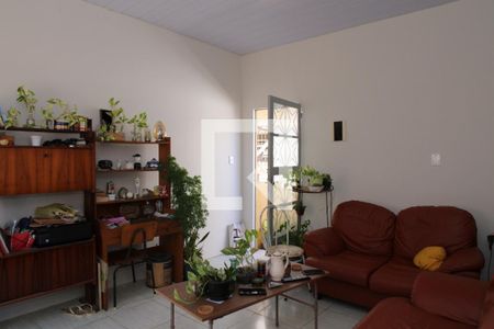 Sala de casa à venda com 3 quartos, 75m² em Piedade, Rio de Janeiro