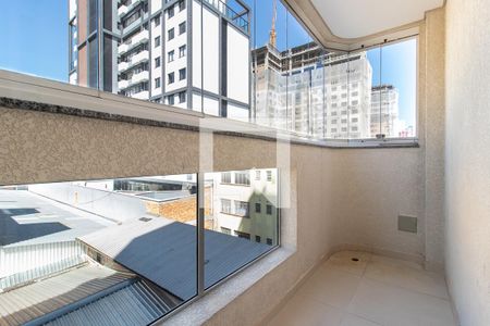 Sacada de kitnet/studio para alugar com 1 quarto, 50m² em Centro, Curitiba