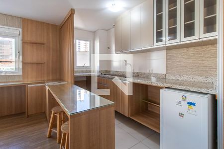 Cozinha de kitnet/studio para alugar com 1 quarto, 50m² em Centro, Curitiba