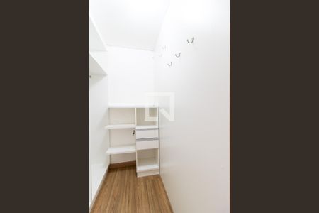 Closet de kitnet/studio para alugar com 1 quarto, 50m² em Centro, Curitiba