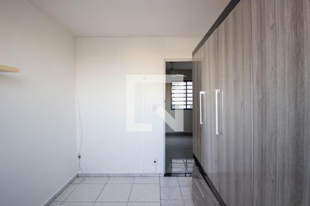 Quarto 1 de apartamento para alugar com 2 quartos, 41m² em Itaquera, São Paulo