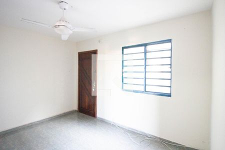 Sala de apartamento para alugar com 2 quartos, 41m² em Itaquera, São Paulo