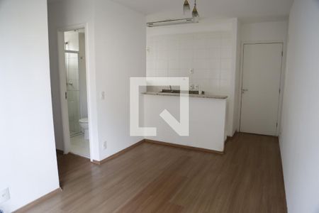 Sala de apartamento para alugar com 2 quartos, 43m² em Jaraguá, São Paulo