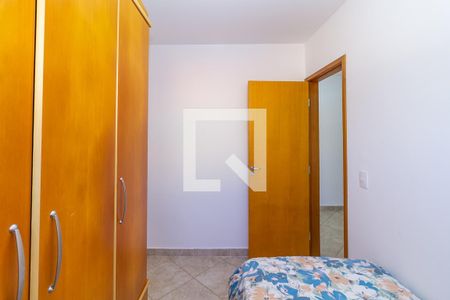 Quarto 1 de casa para alugar com 2 quartos, 60m² em Vila California, São Paulo