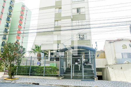 Apartamento para alugar com 92m², 3 quartos e 1 vaga Apartamento para alugar com 92m², 3 quartos e 1 vagaFachada