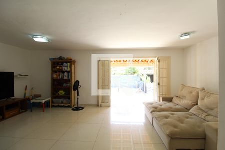 Sala de casa à venda com 5 quartos, 244m² em Anil, Rio de Janeiro