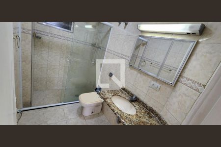 Banheiro de apartamento para alugar com 1 quarto, 58m² em Boqueirão, Santos