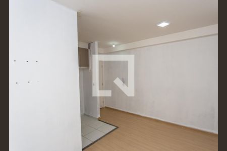 Sala de apartamento para alugar com 2 quartos, 45m² em Piraporinha, Diadema