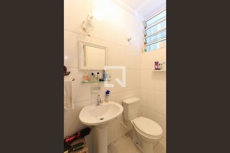 Lavabo de casa à venda com 3 quartos, 156m² em Vila Cordeiro, São Paulo