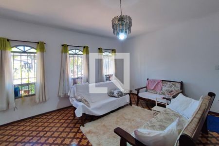 Sala de Estar de casa para alugar com 4 quartos, 174m² em Vila Mimosa, Campinas
