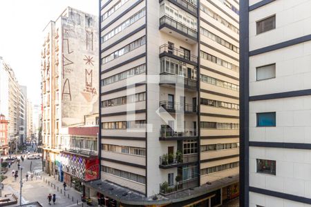 Quarto 1 - Vista de apartamento à venda com 2 quartos, 45m² em República, São Paulo