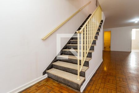Escada de casa à venda com 3 quartos, 530m² em Alto da Mooca, São Paulo