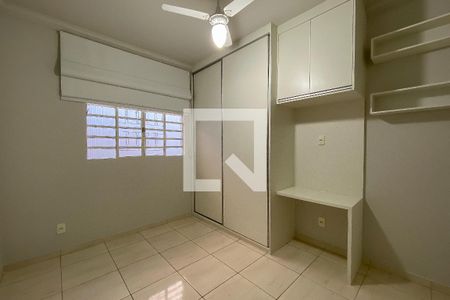 Quarto 1 de casa para alugar com 2 quartos, 120m² em Estrela Dalva, Belo Horizonte